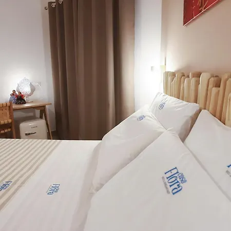 Casa Flora - トッレ・サン・ジョヴァンニ・ウジェント