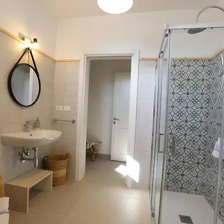 Bed & Breakfast Casa Flora - *